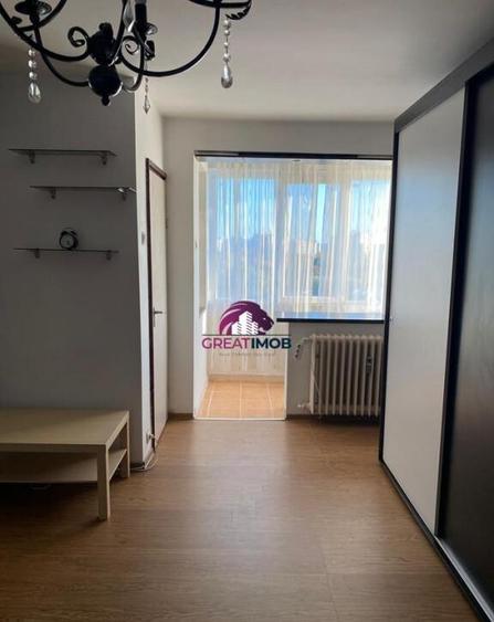 Inchiriez garsoniera in Piata muncii ( 8) Dana - 5