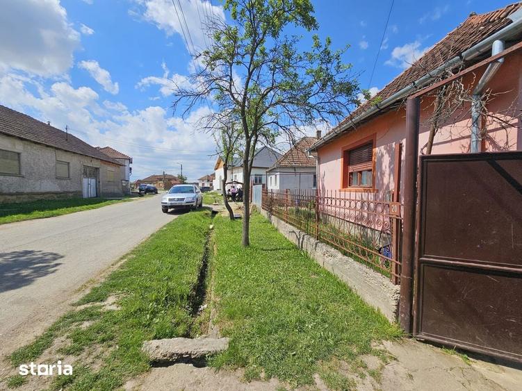 Casa la tara in Rogoz, Bihor, teren 1427 mp, acces auto - Vanzare - 1