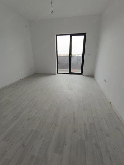 Apartamente cu 2 camere, decomandate in zona Calea Urseni - Giroc suprafa?a utila de 54mp si balcon. - 6