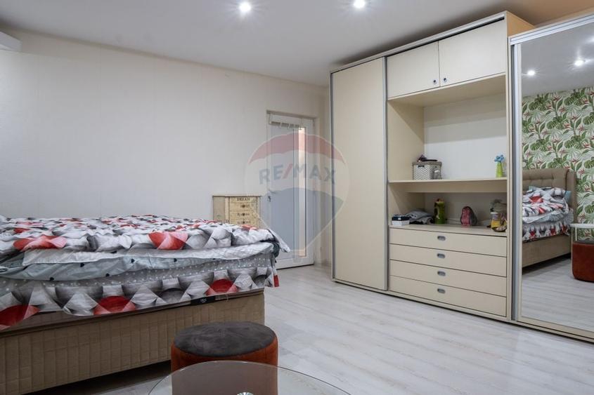 DE VANZARE Reședință Premium cu Piscină și Teren Generos – Sat Roșu - 20