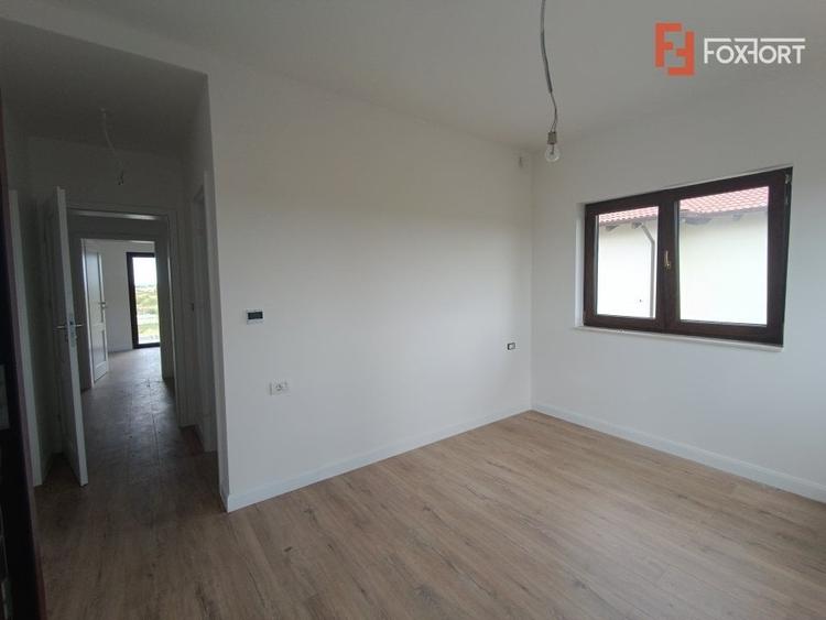 Casa individuala cu 4 camere de vanzare in Mosnita Noua - 14