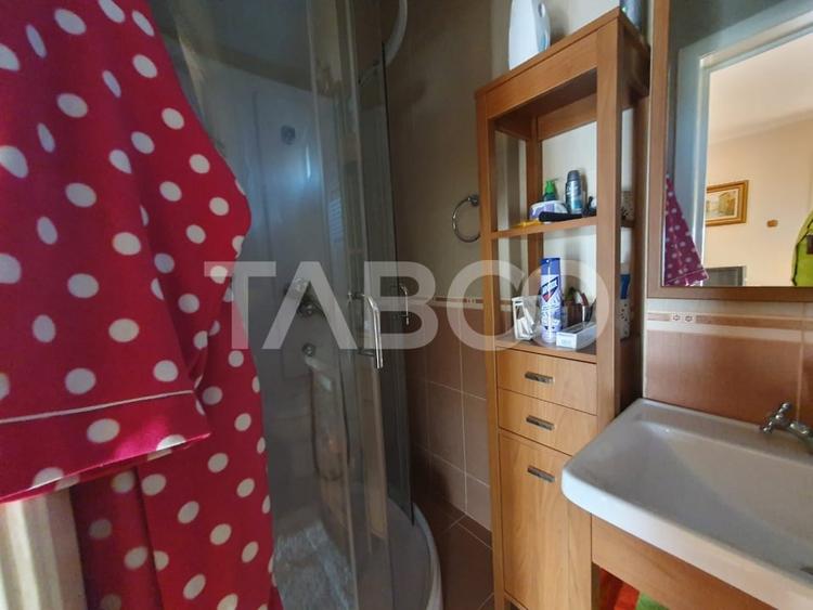 Casa individuala de vanzare cu 5 camere 2 balcoane zona Centrala - 16