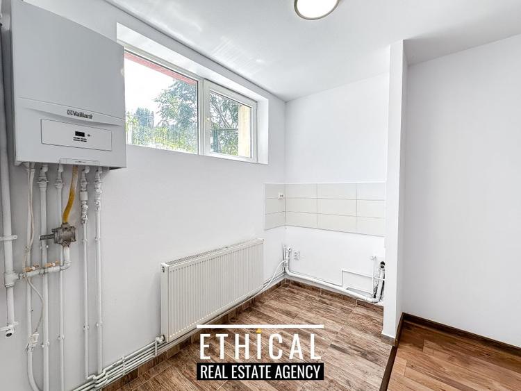 Apartament cu 2 camere decomandat în Regie