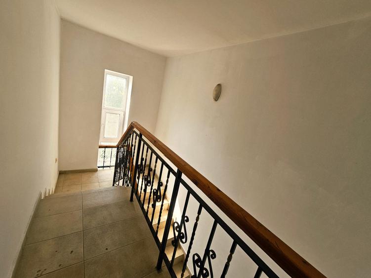 Ferdinand stradal | Vila individuala S+P+2+M | Curte proprie | Constructie 2002 - 39