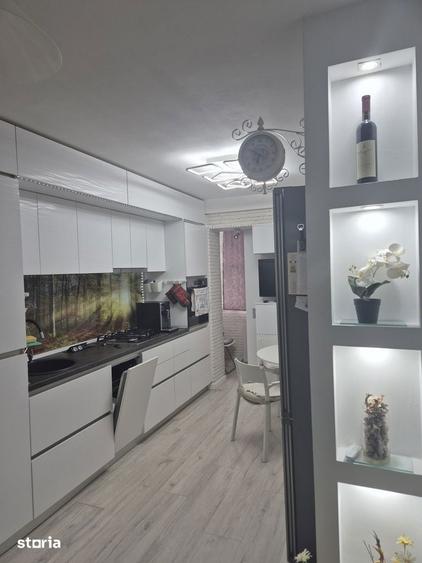 Particular vand apartament cu 3 camere, Crangasi - 17