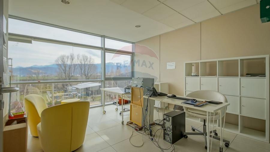 Spatiu de birouri 18-20 MP  Inchiriere regim termen lung - 1