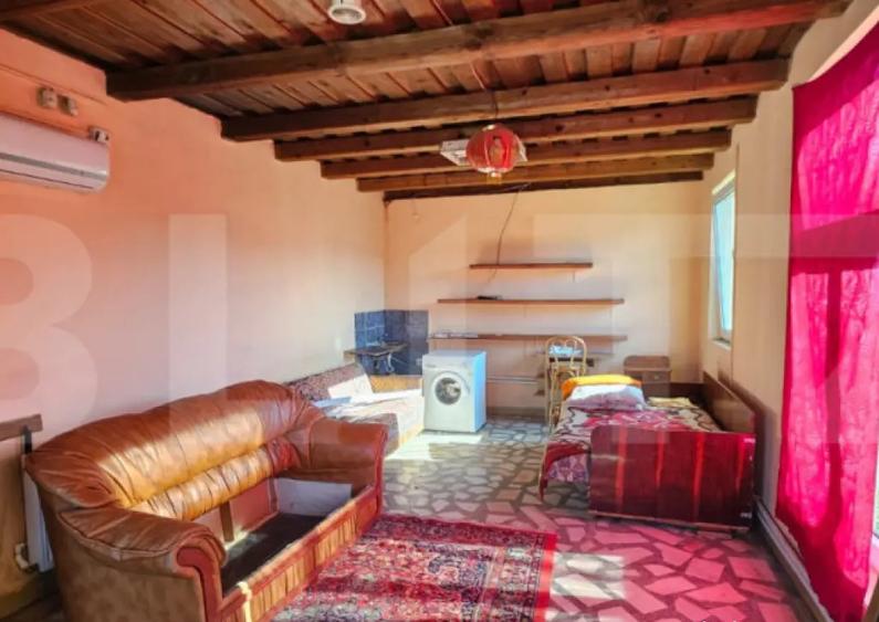 Doua unita?i locative tip cabana sat Pojoga, jud. Hu - 10