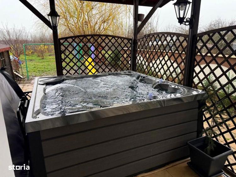 Vila exclusivista cu livada privata si jacuzzi exterior langa Ploi - 9