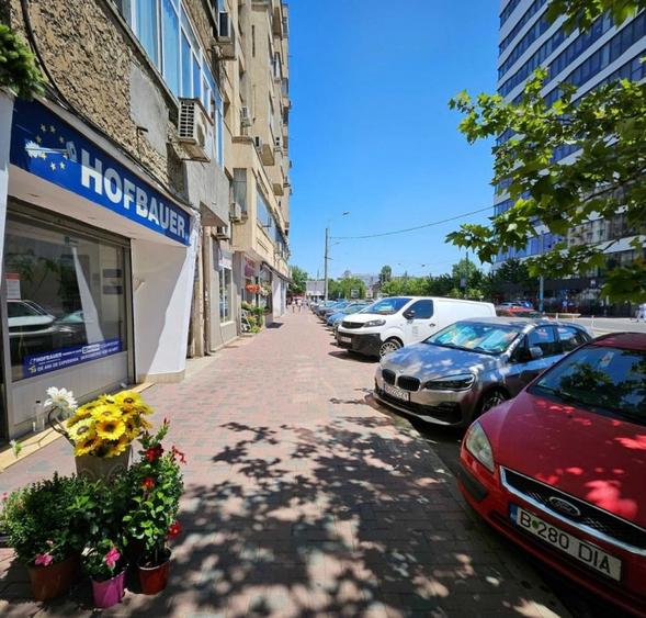 Spatiu Comercial Premium | Parter cu Vitrina Stradala | Piata Muncii - 1