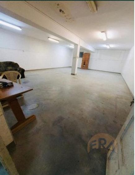 Spațiu comercial, de 550 mp, în Ineu