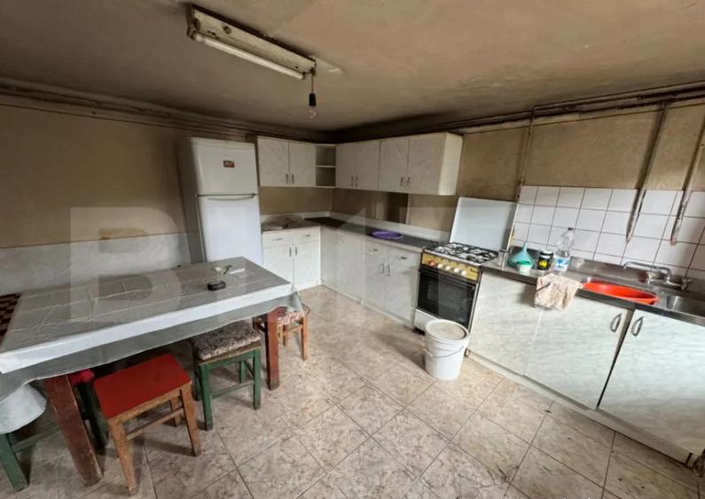 Casa saseasca, 3 camere, 700 mp teren, Sebe? - 4