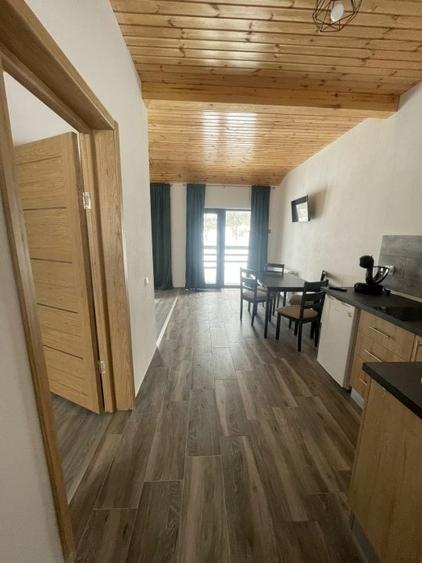 VAND COMPLEX TURISTIC IN BRAN LANGA PARTIA DE SCHI ZANOAGA - 21