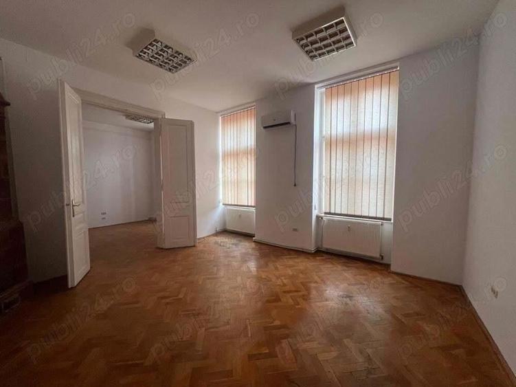 Vand apartament 3 camere zona Ultracentrala - ID : RH-40552-property - 1