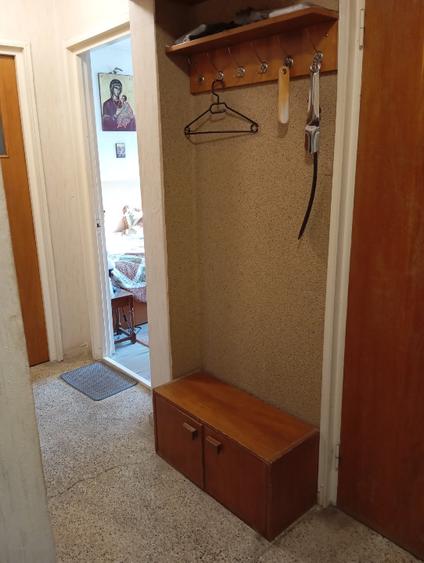 Direct proprietar Apartament 2 camere decomandate, bd. Al.. Obregia, et. 2/9 - 4