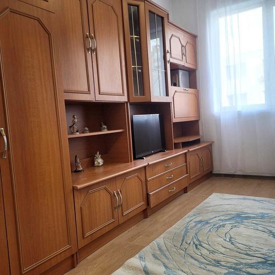 Vand camera de camin zona Tractorul - 3