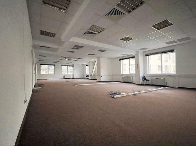 Spatiu pentru birouri 200 - 1000 mp - 2