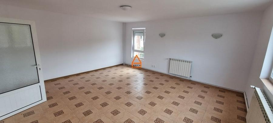 Casa / Vila - D+P+M - 280 mp , 740 mp teren - Sorogari , Aroneanu - 3