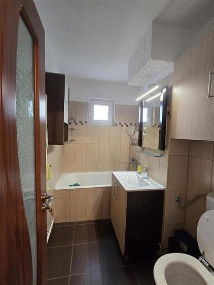 Apartament cu trei camere zona Negoiu Fagaras - 5
