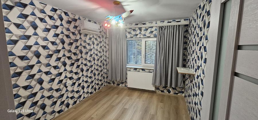 3 CAMERE - TOMIS III - 18