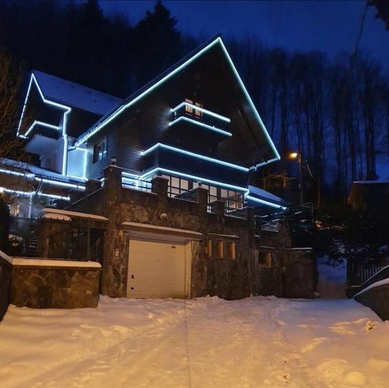 Casa spectaculoasa in Sinaia, cu facilitati de resort si panorama unica - 1