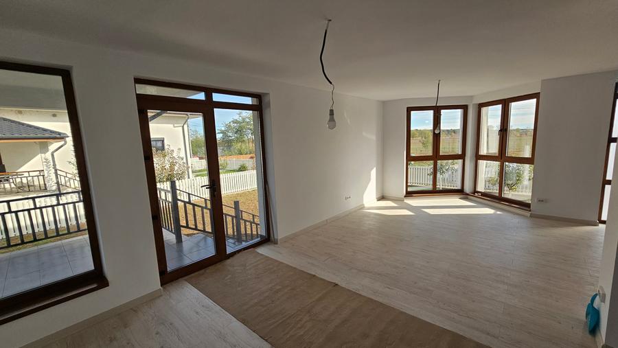 Vila D+P+M  Moara Domneasca-Ganeasa cartier privat langa padure - 5