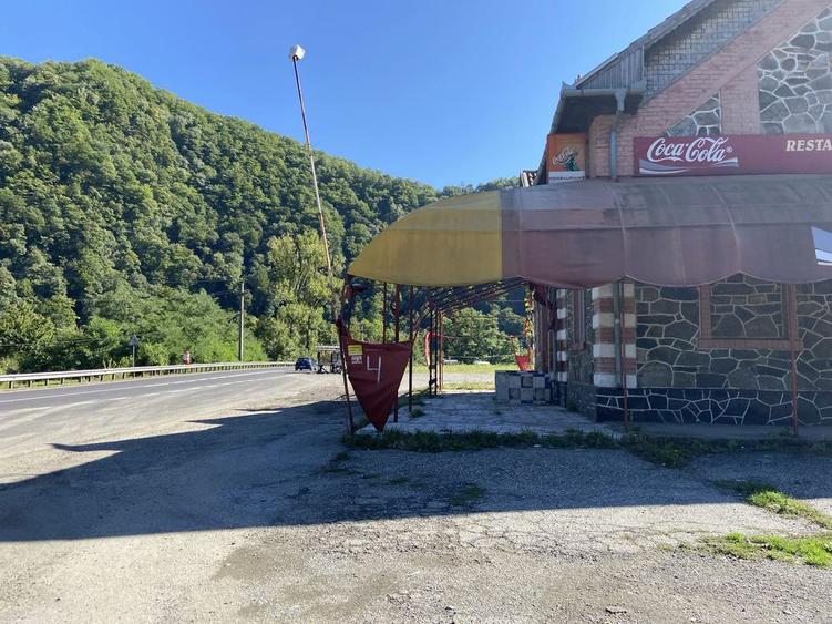 Imobil , spatiu comercial , cladire - 2