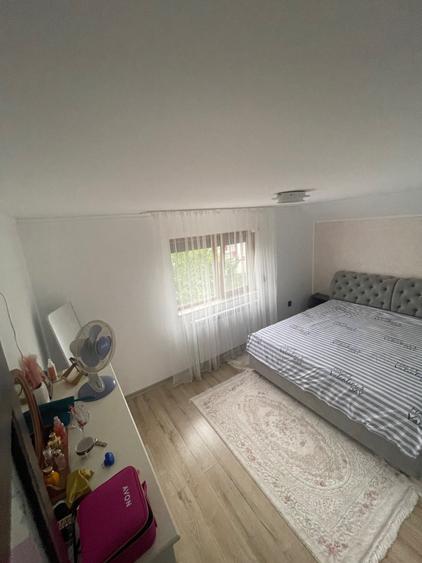 Casă cu 4 camere în Orășeni-Deal