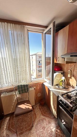 ZONA REPUBLICII (Sf.IOAN) 3camere etaj 4- acoperis,finisat si mobilat! - 5