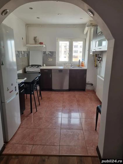 inchiriez apartament in Alexandria zona centrala strada Bucure?ti langa pescarie. . - 3