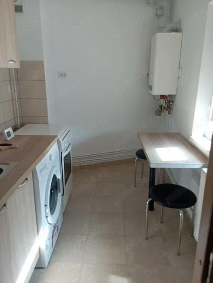 Garsoniera amenajata, mobilata,utilata, etaj1, zona Miorita Deva - 2