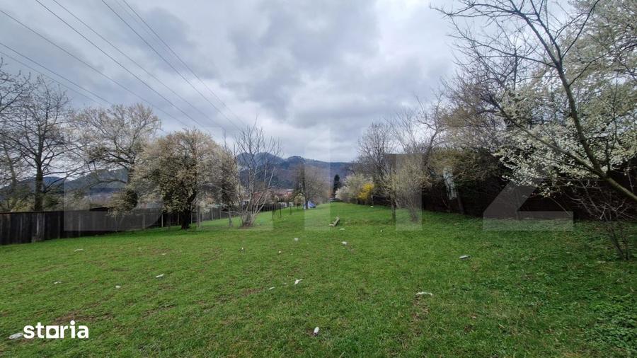 Teren intravilan cu 2 deschideri la drum 35 m, 4300 mp, Baciu Sacele - - 4