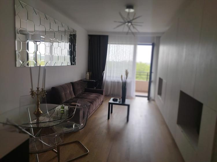 Apartament cu 2 camere semidecomandat în Băneasa