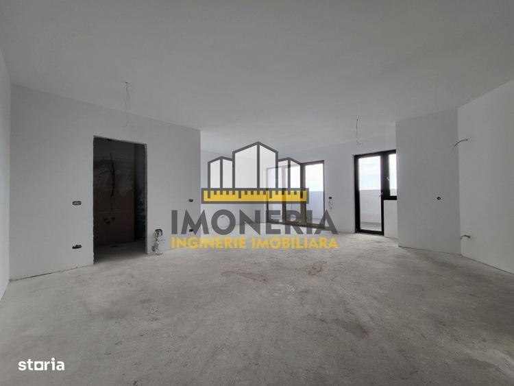 Apartament cu 4 camere în Mihai Bravu
