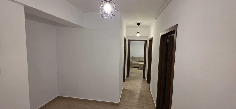 Apartament cu 2 camere decomandat, mobilat în Păcii