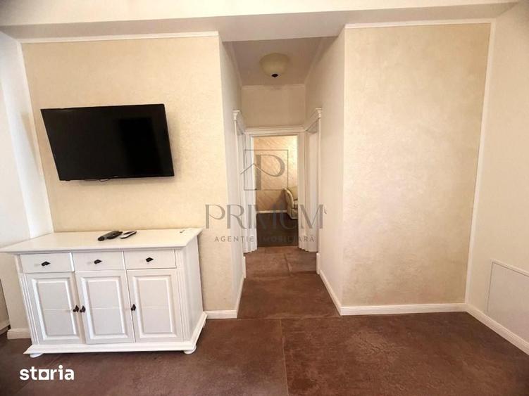 Apartament cu 3 camere decomandat în Dumbrăvița