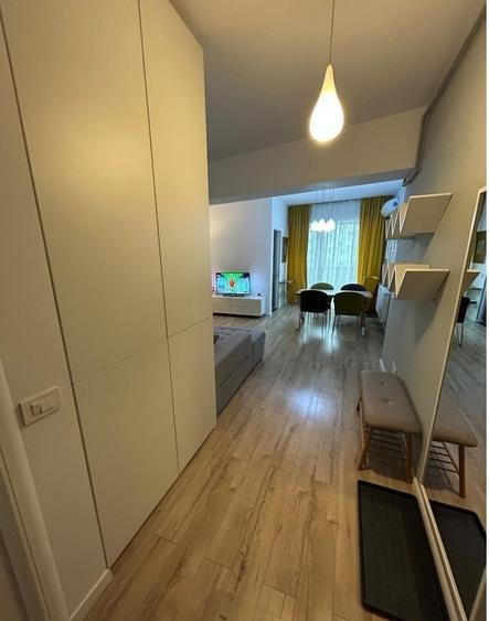 Apartament cu 2 camere semidecomandat, mobilat în Timpuri Noi