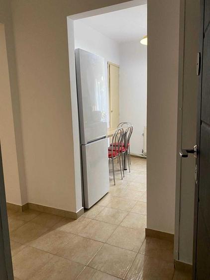 Apartament cu 2 camere semidecomandat în Exterior Vest