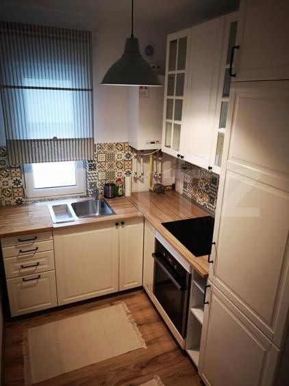 Apartament cu 2 camere semidecomandat, mobilat în Florești