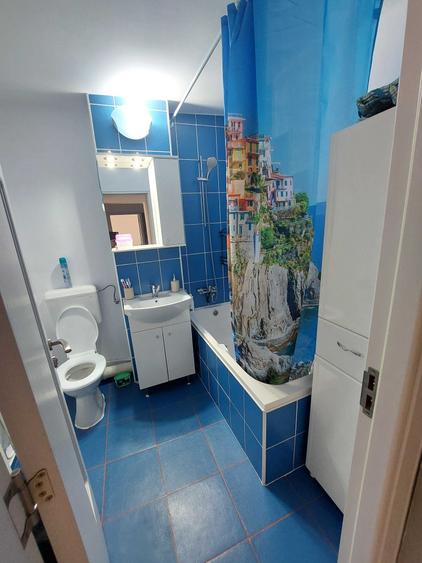 Apartament cu 2 camere decomandat în Sud