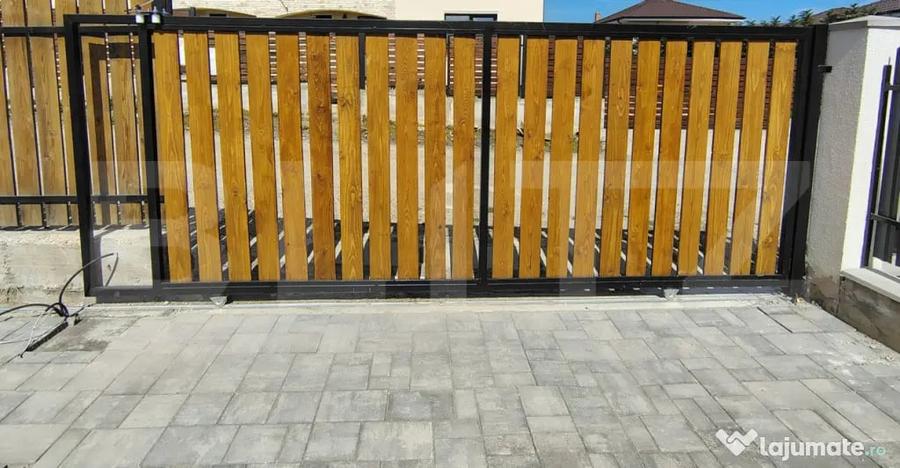 Casă cu 4 camere cu Teren 332 Mp în Chinteni