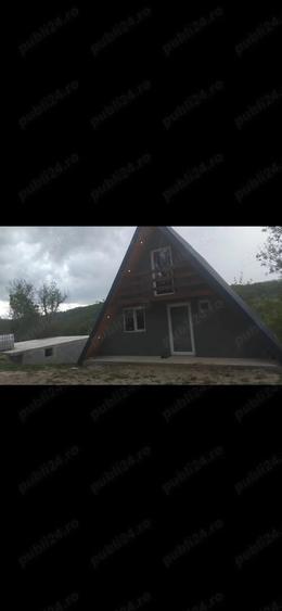 Casă cu 3 camere cu Teren 500 Mp în Surani
