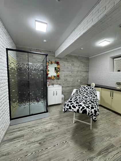 Spațiu comercial, de 70 mp, în Romană