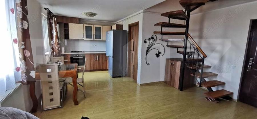 Apartament cu 3 camere decomandat, mobilat în Terezian
