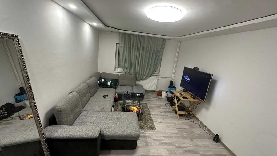 Apartament cu 2 camere decomandat în Nufărul