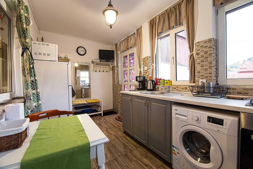 Apartament cu 2 camere semidecomandat în Furnica