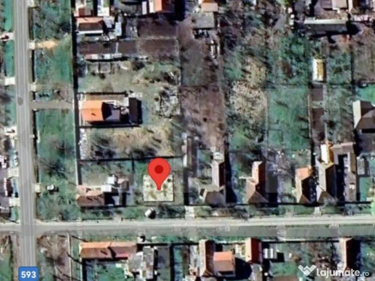 Teren intravilan 700mp posibilitate investitie - 1