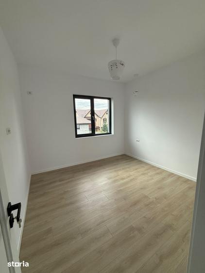 Casă cu 4 camere cu Teren 150 Mp în Ghencea