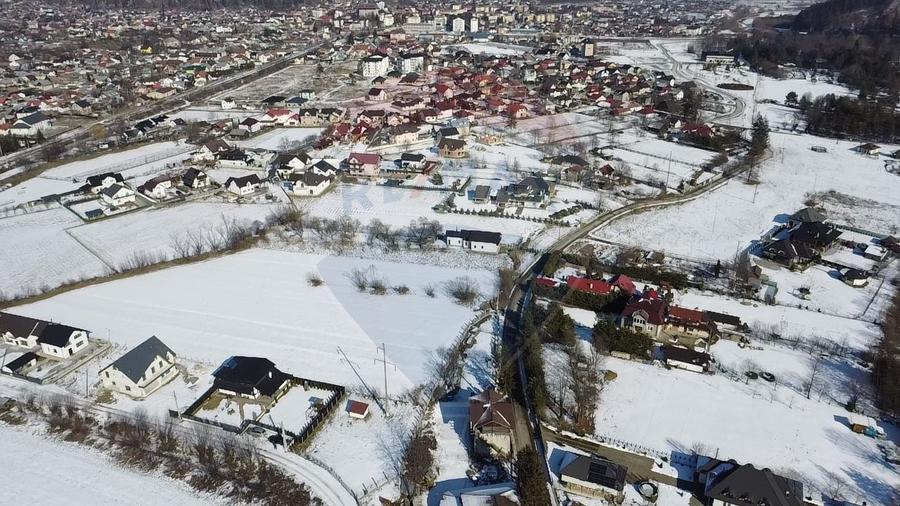 Teren intravilan 1081 mp + constructie 230 mp - Gura Humorului, - 12