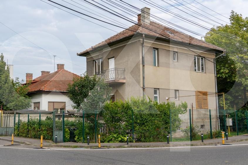 Oportunitate! Casa, 6 camere + curte, Parcul Central, Cluj-Napoca - 1