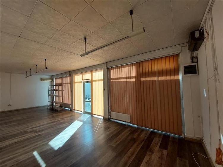 Spatiu de inchiriat in apropiere de aeroport si de autostrada! - 2